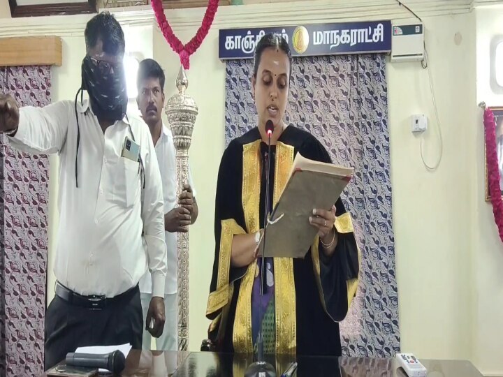 கூட்டணிக் கட்சிக்கு மரியாதை இல்லை-முதல் கூட்டத்திலேயே வெளிநடப்பு செய்த காஞ்சி துணை மேயர்