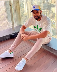 महंगी गाड़ियों के शौकीन हैं रोहित शर्मा, जानिए सालाना कमाई, कार और बाइक का कलेक्शन