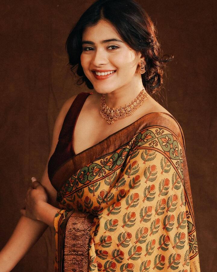 తెలుగులో అలా ఎలా సినిమాతో 2014లోనే ఎంట్రీ ఇచ్చింది. -Image credit: HebahPatel/Instagram