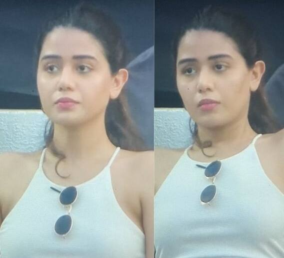 आयपीएल सामन्यात दिसलेली 'ही' सुंदरी कोण?