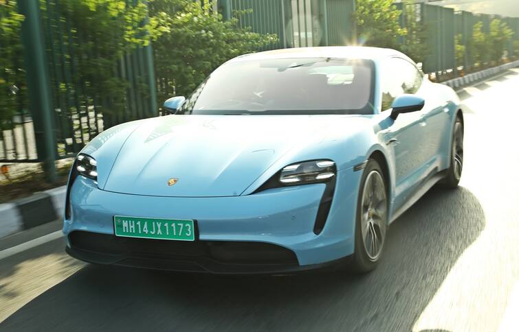 Electric cars Review  Porsche Taycan electric shows the car of the future Porsche Taycan Electric: ইলেকট্রিক কার হলেও সবার থেকে আলাদা, পোর্সে আনল এই গাড়ি