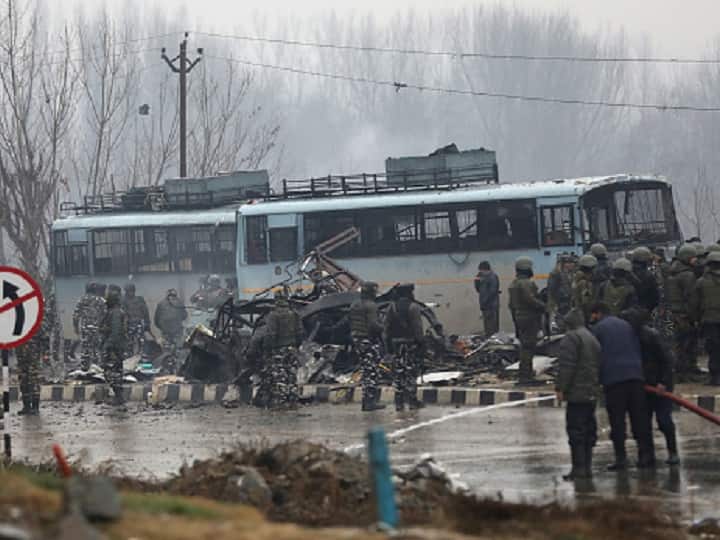 Pulwama Attack 4th Anniversary Jammu Kashmir Balakot Air Stirke Indian Army Indian Air Force Pulwama Attack: आज के ही दिन हुआ था पुलवामा अटैक, 40 जवानों की गई थी जान, पाकिस्तान में घुसकर 12 दिनों के अंदर यूं लिया था बदला