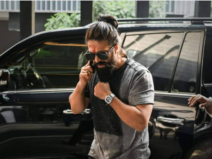 KGF: Chapter 2 Actor Yash's New Look As 'Rocky Bhai' Out KGF: Chapter 2 Actor Yash's New Look As 'Rocky Bhai' Out