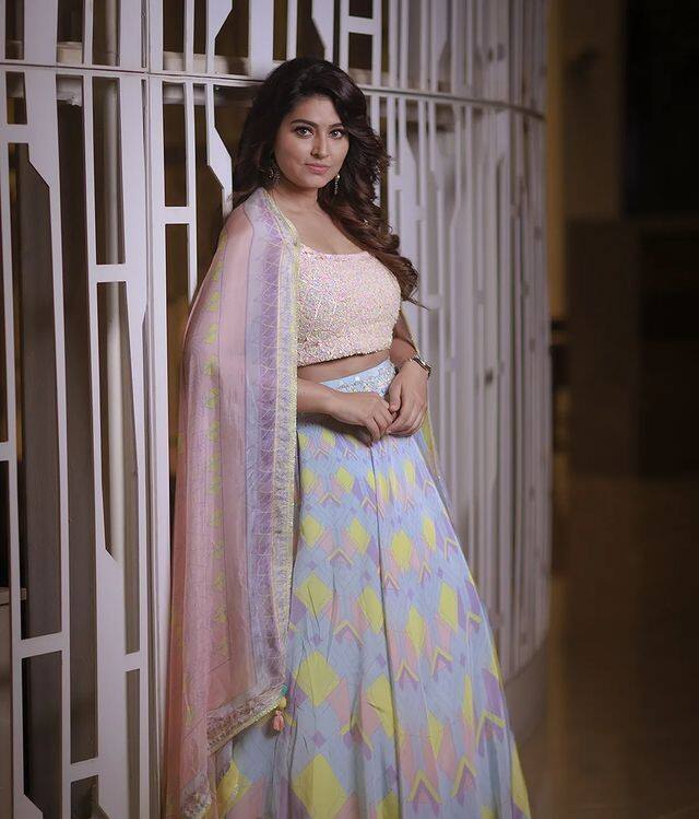 Sneha Photos: వారేవ్వా స్నేహా - నీ వలపు వలలో చిక్కుకుంటే కుర్రాళ్ల మనసు స్వాహా! - Image Credit: Sneha/Instagram