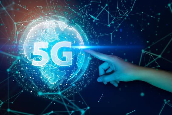 इंटरनेटचा वेग आणखी वाढेल, DoT जूनमध्ये करू शकते 5G स्पेक्ट्रमचा लिलाव इंटरनेटचा वेग आणखी वाढेल, DoT जूनमध्ये करू शकते 5G स्पेक्ट्रमचा लिलाव
