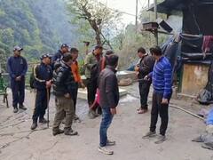 Rudraprayag: केदारनाथ में बर्फबारी से जल संस्थान के 20 स्टैंड पोस्ट ध्वस्त, पेयजल लाइन भी क्षतिग्रस्त