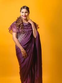 क्या आप जानते हैं एक स्टेज शो की कितनी फीस लेती हैं Sapna Chaudhary