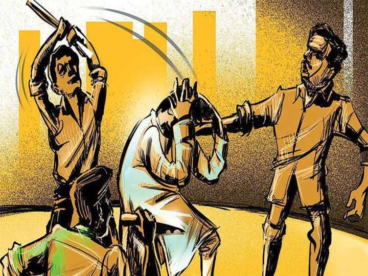 Crime : தம்பியின் செல்போனை திருடிய வாலிபர்..! தலையில் கல்லைப் போட்டு கொலை செய்த அண்ணன்..!