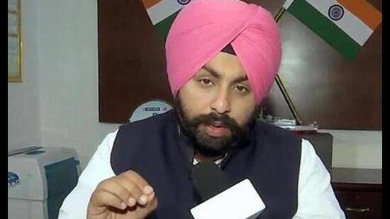 PROCESS OF GIVING BENEFIT OF SIXTH PAY COMMISSION TO COMPUTER TEACHERS IS IN FULL SWING HARJOT BAINS ਕੰਪਿਊਟਰ ਅਧਿਆਪਕਾਂ ਨੂੰ ਛੇਵੇਂ ਪੇਅ ਕਮਿਸ਼ਨ ਦਾ ਲਾਭ  ਦੇਣ ਸਬੰਧੀ ਕਾਰਵਾਈ ਚਲ ਰਹੀ ਹੈ ਜ਼ੋਰਾਂ-ਸ਼ੋਰਾਂ 'ਤੇ : ਹਰਜੋਤ ਬੈਂਸ