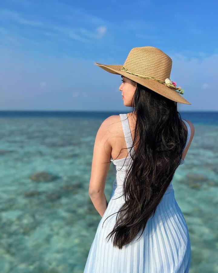 பெண்ணே புன்னகையில் இதயத்தை வெடிக்காதே ..