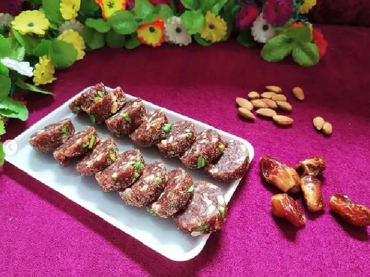 Ramzan 2022  Ramadan 2022 Iftar Recipes Khajoor ki barfi kaise banaye कर रहे हैं घर पर इफ्तार पार्टी का आयोजन तो मेन्यू में शामिल करें खजूर बर्फी, जानें इसकी आसान रेसिपी