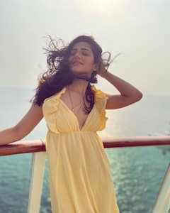 Simran Choudhary Photos: ఏకాంతాల చెరలో స్వేఛ్ఛగా ఊహల్లో విహరిస్తోన్న హైదరాబాదీ సొగసరి