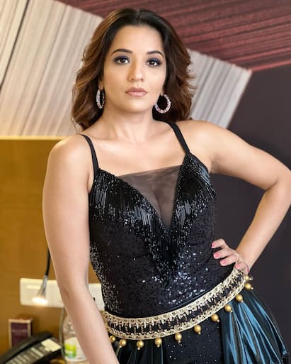 Bhojpuri Actress Fees: आम्रपाली दुबे से रानी चटर्जी तक एक फिल्म की इतनी लेती हैं फीस, जानें कौन हैं भोजपुरी इंडस्ट्री की सबसे महंगी एक्ट्रेस?