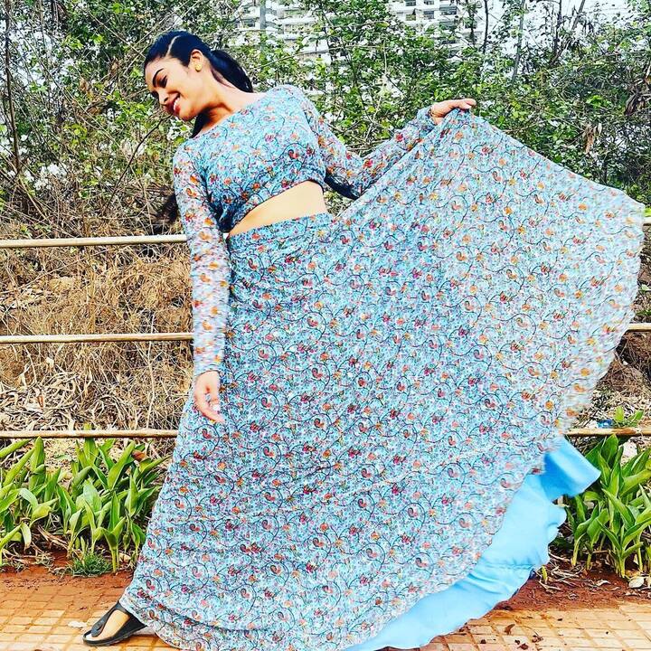 దివి వడ్య్తా అందమైన ఫోటోలు -Image credit: Divi Vadthya/Instagram
