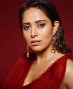 ਰੈੱਡ ਵਾਈਨ ਜਿਹੀਆਂ ਨਸ਼ੀਲੀ ਲੱਗੀਆਂ ਨੁਸਰਤ ਭਰੁਚਾ ਦੀਆਂ ਅਦਾਵਾਂ, ਕਾਤਲ ਨਿਗਾਹਾਂ ਨੇ ਇੰਟਰਨੈੱਟ 'ਤੇ ਢਾਹਿਆ ਕਹਿਰ