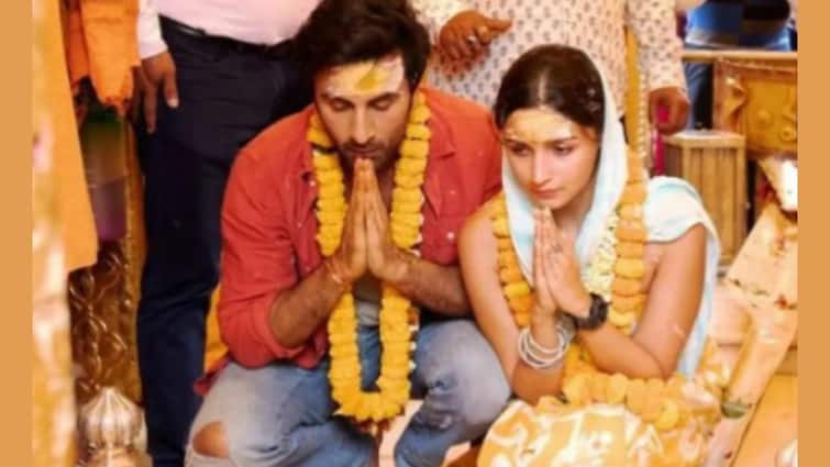 Ranbir Kapoor, Alia Bhatt to tie the knot on Baisakhi, confirms Riddhima Kapoor Sahni Ranbir-Alia Wedding: অবশেষে মুখ খুলল কপূর পরিবার, জানা গেল রণবীর-আলিয়ার বিয়ের আসল তারিখ
