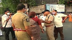 Road Blocked: নারী নির্যাতনের প্রতিবাদে রাসবিহারী মোড়ে পথ অবরোধ বামেদের । Bangla News