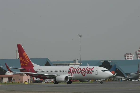 90 SpiceJet Pilots Barred From Flying Boeing 737 Max. Will Undergo Training: DGCA 90 SpiceJet Pilots Barred From Flying Boeing 737 Max. Will Undergo Training: DGCA 90 SpiceJet Pilots Barred From Flying Boeing 737 Max. Will Undergo Training: DGCA