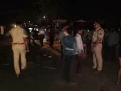 Dhamtari Road Accident: दर्दनाक सड़क हादसे में 2 युवकों की मौत, एक की हालत गंभीर, चालक फरार