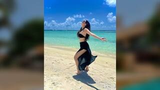 સાઉથ અભિનેત્રીએ બીચ પર બિકીનીમાં આપ્યા હૉટ પૉઝ, તસવીરો વાયરલ