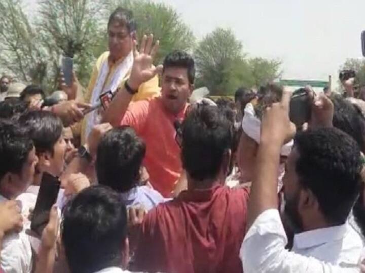 Rajasthan: BJP MP Tejasvi Surya, Others Detained On Way To Visit Violence-Hit Karauli Rajasthan: BJP MP Tejasvi Surya, Others Detained On Way To Visit Violence-Hit Karauli