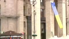 Independence Square पर सेना ने बनाए बंकर, देखिए कीव से ग्राउण्ड रिपोर्ट