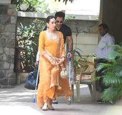 ਭਰਾ ਦੇ ਵਿਆਹ 'ਚ ਬਣ-ਠਣ ਕੇ ਪਹੁੰਚੀਆਂ ਕਰੀਨਾ ਤੇ ਕਰਿਸ਼ਮਾ ਕਪੂਰ, ਵੇਖੋ ਤਸਵੀਰਾਂ