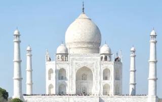 Taj Mahal: તાજમહેલના બંધ 22 રૂમને ખોલવા માટે દાખલ કરાઇ અરજી, કહ્યુ- ASI પાસે તપાસ કરાવવામાં આવે