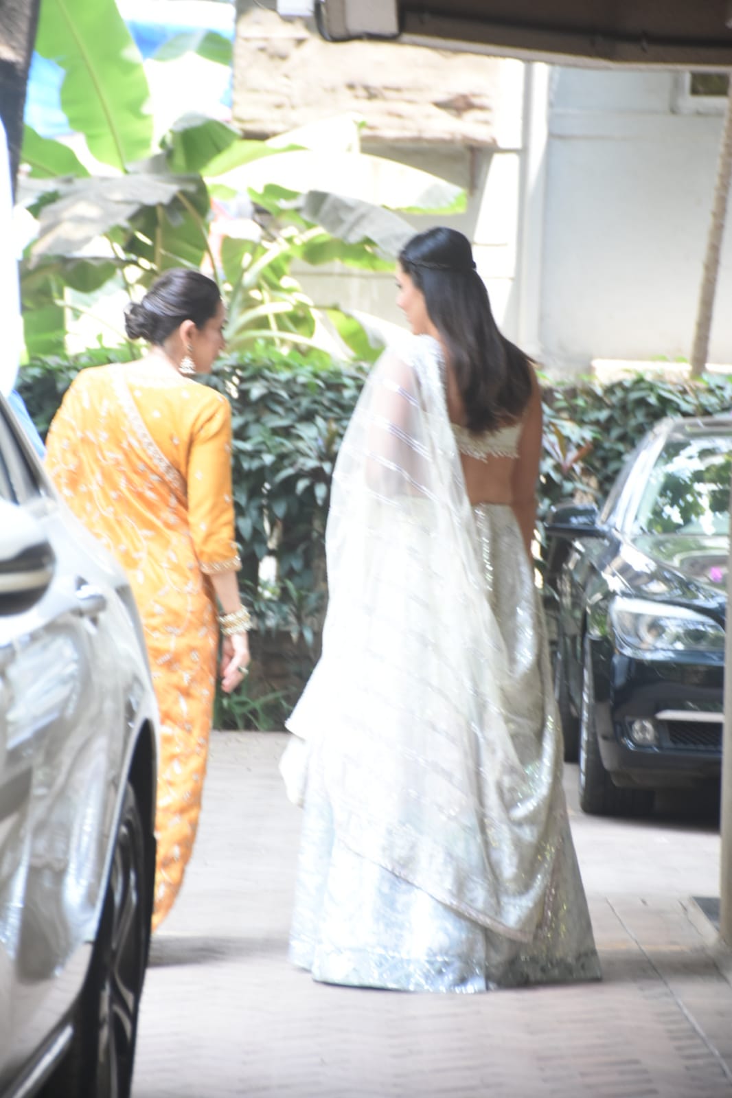 NMACC Grand Opening: Kareena Kapoor Khan-Saif Ali Khan, Karisma Kapoor ace  the royal look; OG fashionista Sonam Kapoor Ahuja steals the limelight,  Kriti Sanon-Athiya Shetty dazzle