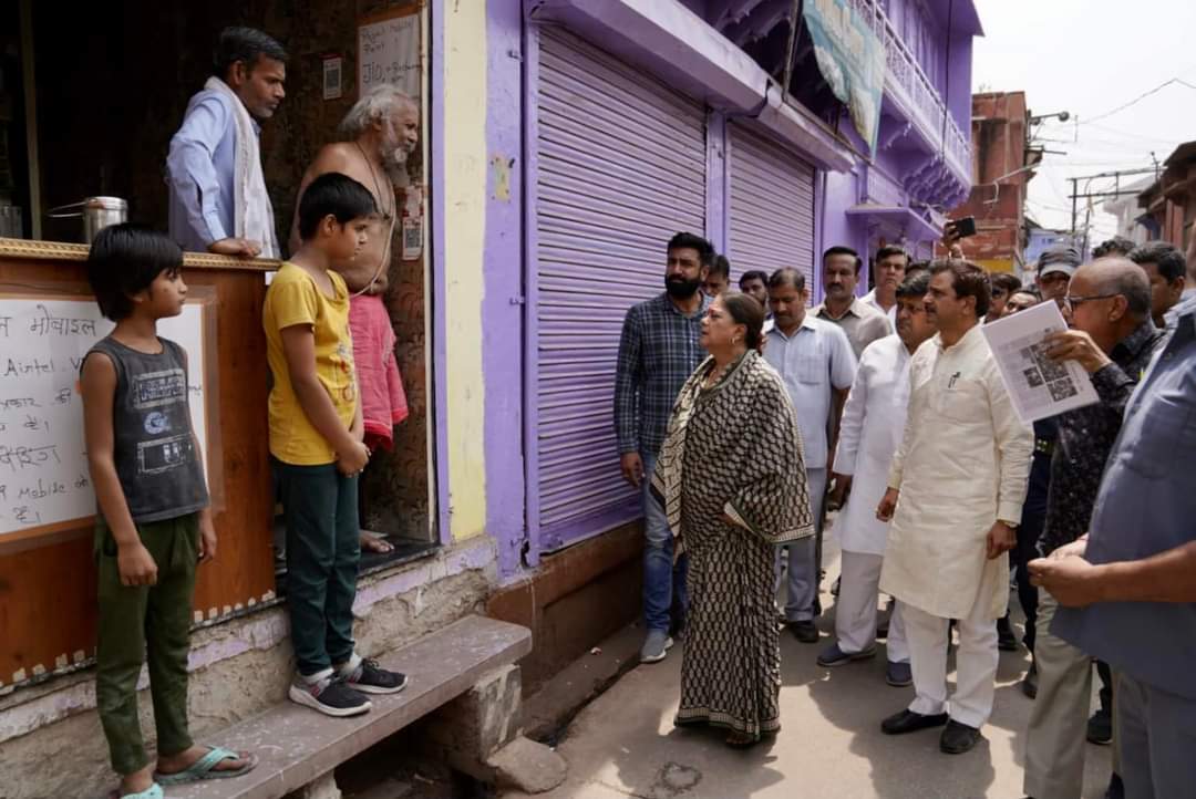 Rajasthan: वसुंधरा राजे का अशोक गहलोत सरकार पर बड़ा आरोप, कहा- साजिश के तहत हिन्दू त्योहारों पर लग रहे प्रतिबंध
