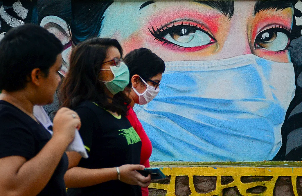 Face Masks Mandatory: गुरुग्राम सहित हरियाणा के चार जिलों में मास्क अनिवार्य, चंडीगढ़ में भीड़ वाली जगहों पर पहनने की सलाह