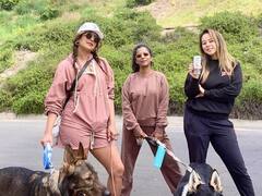 Priyanka Chopra: प्रियांका चोप्राने तिच्या गर्ल गॅंग सोबत घालवला मजेदार संडे!