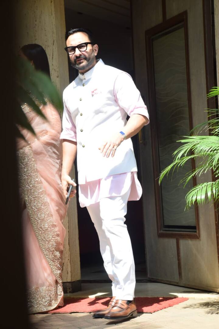 तो वहीं सैफ भी अपनी बीवी के भाई को घोड़ी चढ़ता देखने के लिए खूब एक्साइटेड नजर आ रहे हैं.