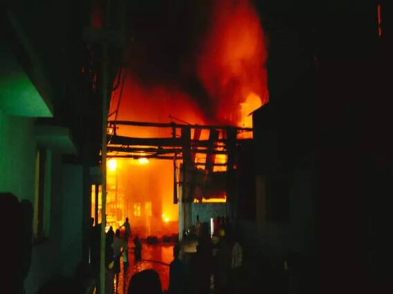 Porous Chemical Factory Fire Accident: ఏలూరు జిల్లాలో రాత్రి భారీ ప్రమాదం.. ఆరుగురు మృతి | ABP Desam