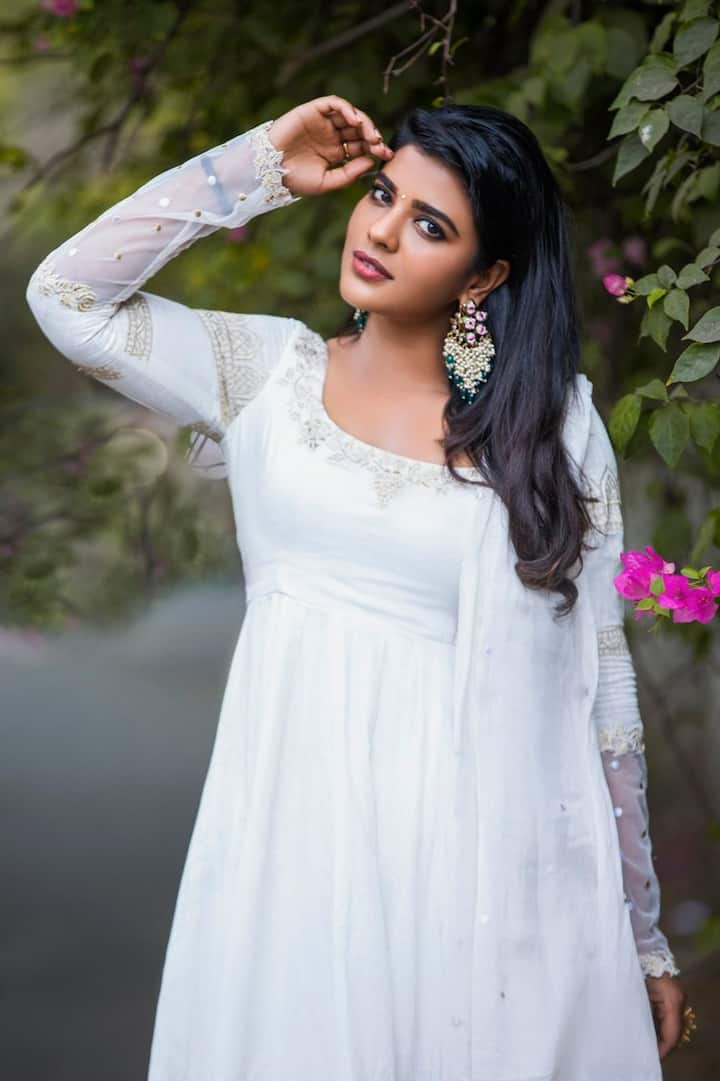 ఐశ్వర్యా రాజేష్ లేటెస్ట్ ఫొటోలు (Photo Courtesy: Aishwarya Rajesh Instagram)