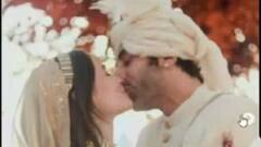 Alia Ranbir Wedding : मिसेज कपूर बनीं आलिया भट्ट, पति रणबीर के साथ शेयर की खास तस्वीरें