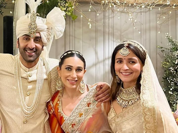 kapoor family welcomes Ranbir wife Alia Bhatt to family with special posts Alia Ranbir Wedding: कपूर खानदान ने खास अंदाज में किया बहू आलिया भट्ट का स्वागत, शेयर किए स्पेशल पोस्ट