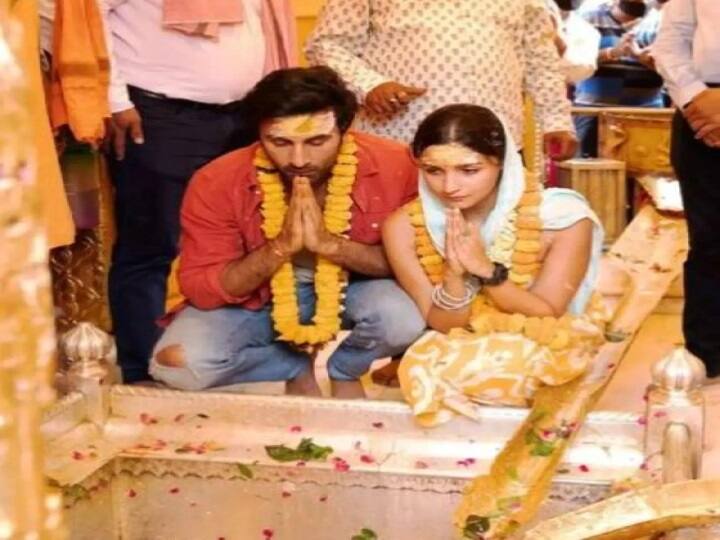 Ranbir Kapoor Alia Bhatt to visit Siddhivinayak temple to seek blessings after their wedding according to report Alia Bhatt Ranbir Kapoor Wedding: शादी के बाद इस बड़े मंदिर में भगवान के दर्शन करने जाएंगे आलिया और रणबीर!