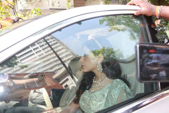 కుటుంబ సభ్యులు, అత్యంత సన్నిహితుల సమక్షంలో వీరిద్దరూ పెళ్లి చేసుకున్నారు. (Credits: Manav Manglani)