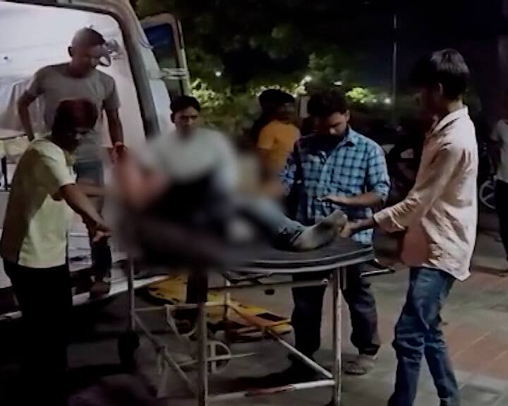 Two killed, five injured in Viramgam-Surendranagar road accident વિરમગામ-સુરેન્દ્રનગર રોડ પર ડમ્પરની અડફેટે બે લોકોના મોત, પાંચ ઇજાગ્રસ્ત