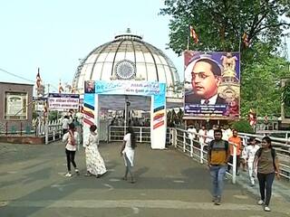 Ambedkar Jayanti 2022 : यंदा निर्बंधांशिवाय आंबेडकर जयंती, दीक्षाभूमीवर उत्साह, विविध कार्यक्रमांचं आयोजन