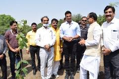 Bhopal News: भोपाल पहुंचे Akshay Kumar, सीएम Shivraj Singh के साथ स्मार्ट पार्क में लगाए पौधे, देखिए तस्वीरें