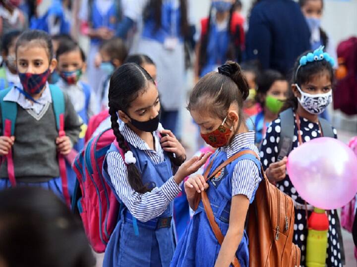 Delhi corona update five students and staff of a private school in Delhi confirmed corona virus infection Delhi Corona Update: ਪ੍ਰਾਈਵੇਟ ਸਕੂਲ 'ਚ 5 ਵਿਦਿਆਰਥੀ ਤੇ ਸਟਾਫ਼ ਕੋਰੋਨਾ ਪੌਜ਼ੇਟਿਵ