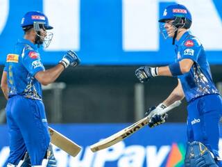 IPL 2022: डेवाल्ड ब्रेविस के फैन हुए सचिन तेंदुलकर और जयवर्धने, लगातार 4 छक्के जड़ने के बाद की तारीफ