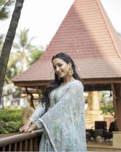 Srinidhi Shetty Photos: KGF 2 நாயகி ஸ்ரீநிதி ஷெட்டி க்ளிக்ஸ்