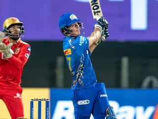 IPL 2022: इस सीजन इन बल्लेबाजों ने लगाए हैं सबसे लंबे छक्के, देखें टॉप 5 में कौन से खिलाड़ी शामिल