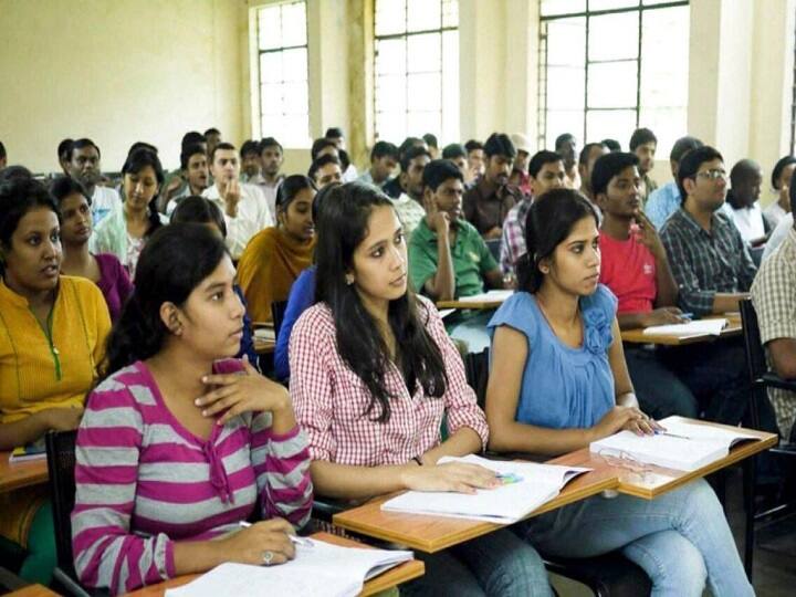 Indian and foreign institutions will now be able to offer joint or dual degrees and twinning programmes: UGC chairman UGC Update: সেরা বিদেশি প্রতিষ্ঠানের সঙ্গে শীঘ্রই যৌথ ডিগ্রি প্রদান ভারতীয় প্রতিষ্ঠানের : ইউজিসি চেয়ারম্যান