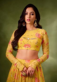 KGF Heroine: అందంతో కట్టిపడేస్తున్న కేజీయఫ్ హీరోయిన్