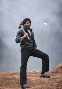 KGF 2 Yash stills : எதிர்பார்ப்புகளை விஞ்சிய KGF 2 திரைப்படம் .. ராக்கி பாயின் அசத்தல் ஸ்டில்ஸ்!