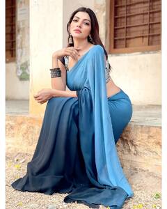 Lahari shari Photos: అరేబియన్ గుర్రంలా ఉన్న బిగ్ బాస్ బ్యూటీ